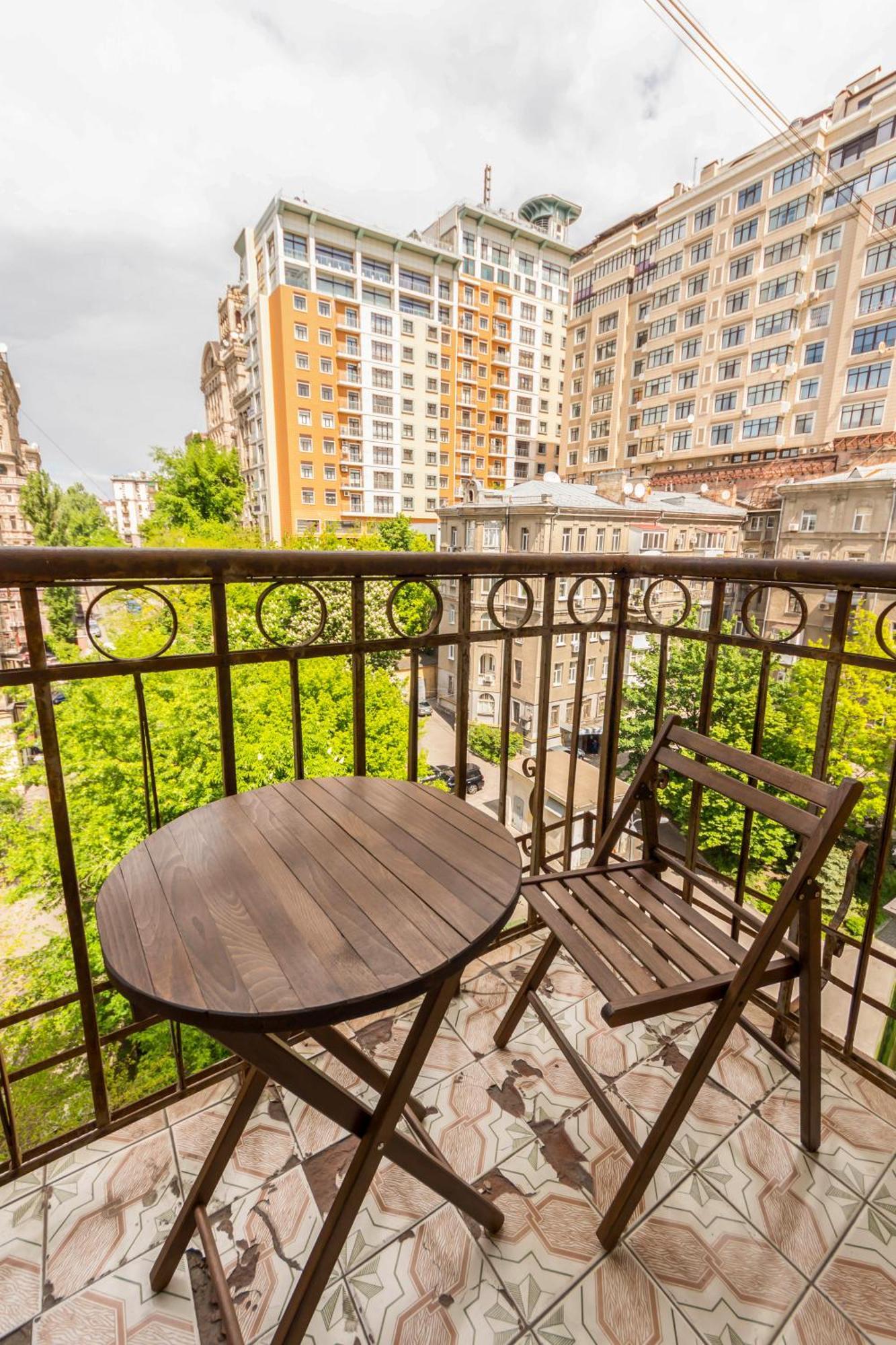 קייב Dayflat Apartments Khreschatyk מראה חיצוני תמונה